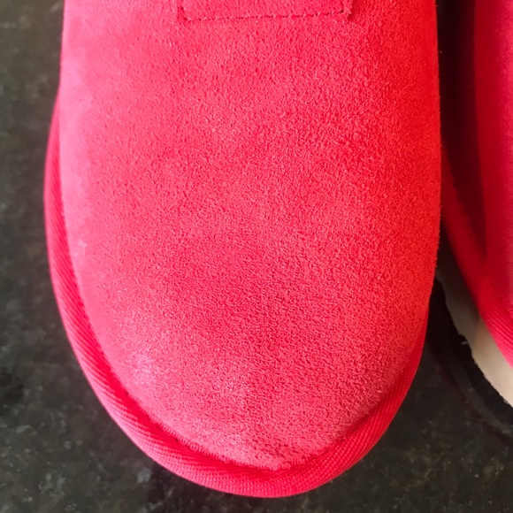 New UGG Cozy Slipper, Ribbon Red Fuzzy Slippers, Cherry Red Plush Slip-Ons, UGGs - Picture 7 of 16
